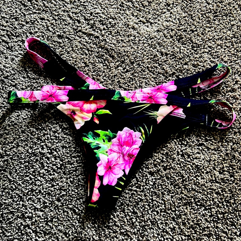 Spiritual Gánster Bikini Bottoms